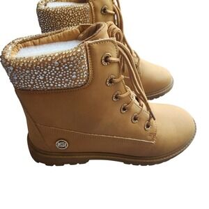 Bebe Tan Combat Boots Rhinestone Embellished Lace Up‎ Ankle Boots Size 8.5